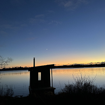 Floating Lakeside Sauna Relax, warm up and enjoy the calm
