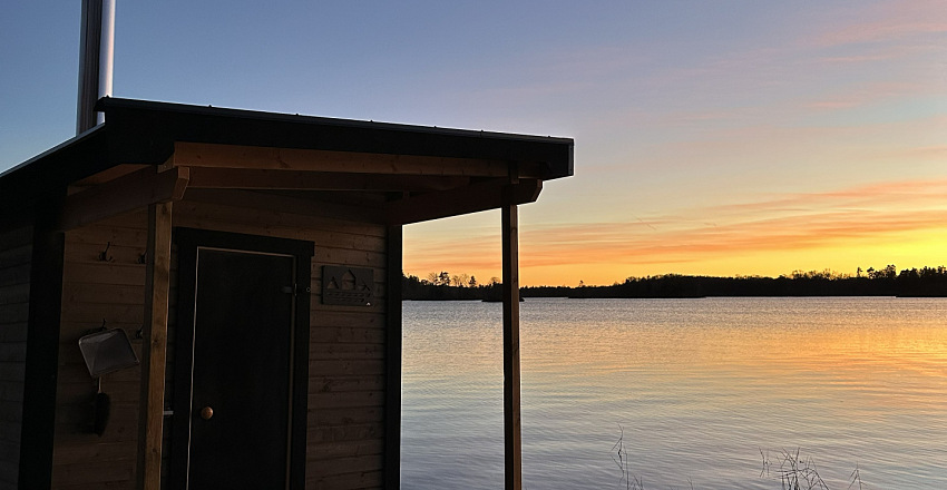 Floating Lakeside Sauna Relax, warm up and enjoy the calm