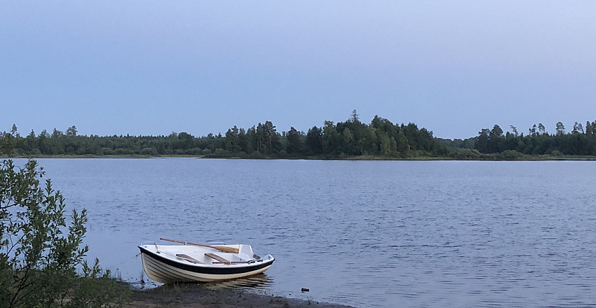 Large boat adventure